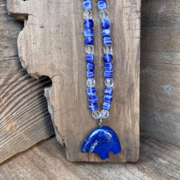 Hand Carved Blue Lazurite Gemstone Bear Pendant Bead Necklace - Picture 3 of 9